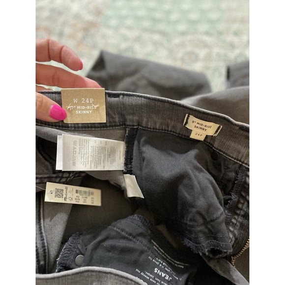 NWT Madewell 9" Mid-Rise Black Skinny Jeans Raw Hem Distressed Women's Size 24P‎ - Picture 12 of 16
